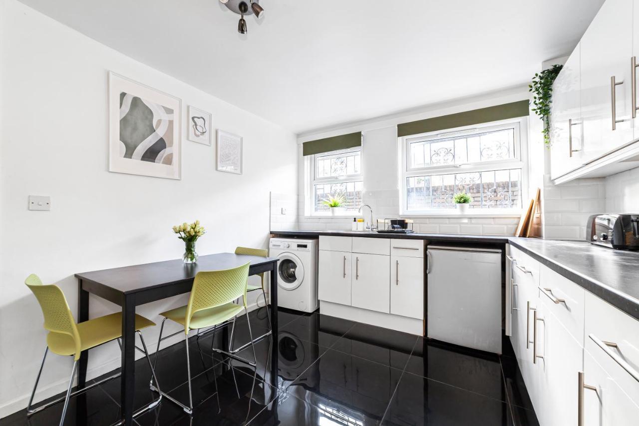 Arte Stays - 3-Bedroom Bright House London, Haggerston, Garden, Parking, 8 Min Walk To Haggerston Station, Weekly Or Monthly Stays, Serviced Accommodation - 7 Guests Exterior foto